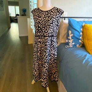 Nine West black & white animal print sleeveless dress